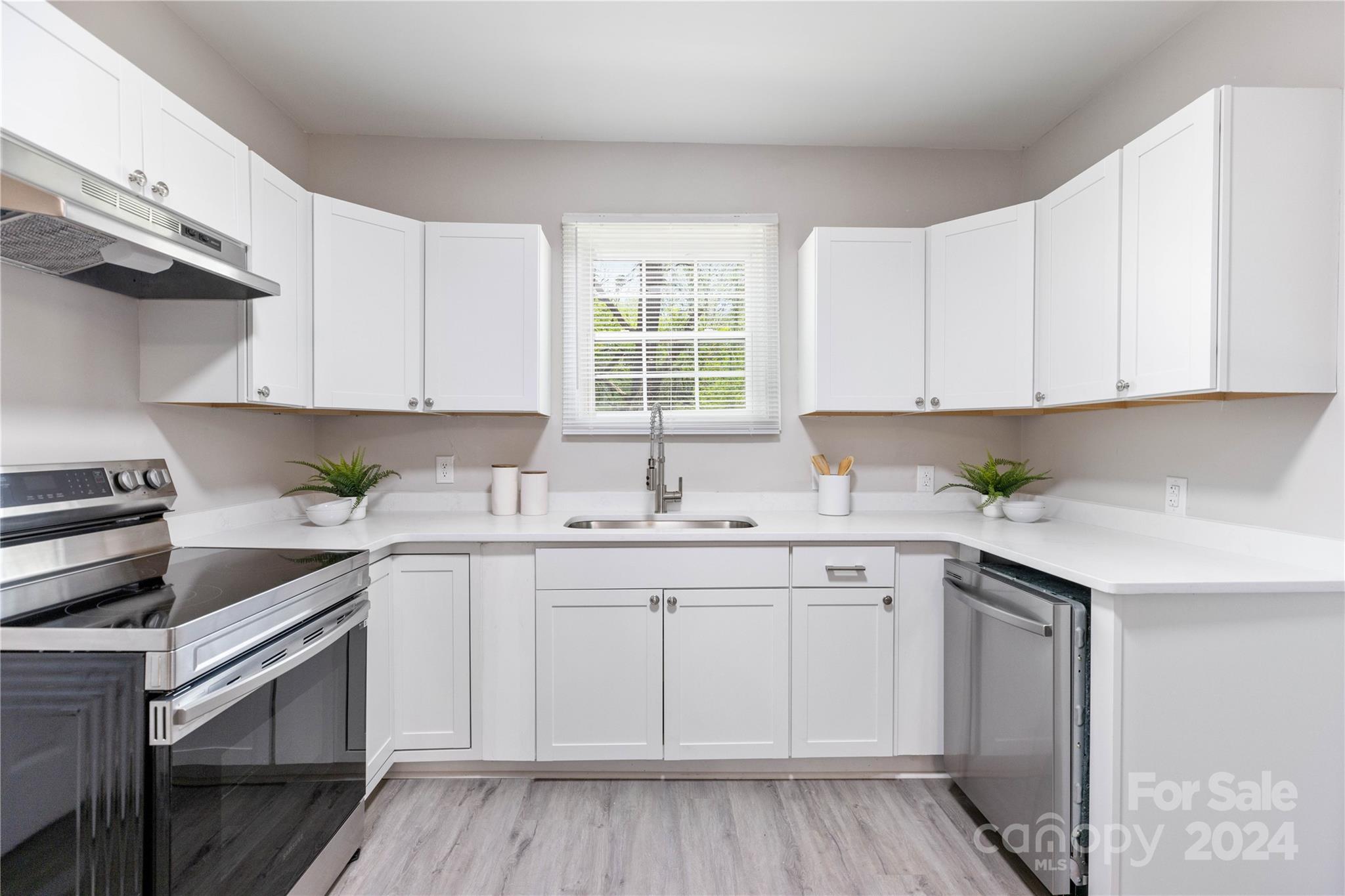 1606 Laboratory Road Lincolnton, NC 28092 - Photo 9 of 22 Gallery Image 9