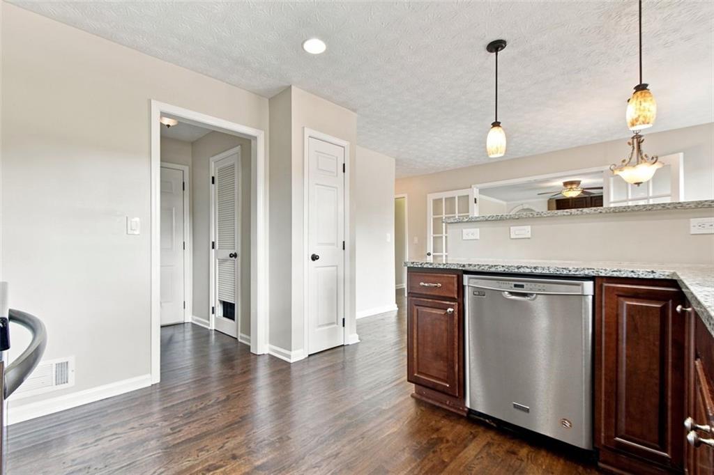 136 Springcrest Trail Lawrenceville, GA 30046 - Photo 15 of 54 Gallery Image 15
