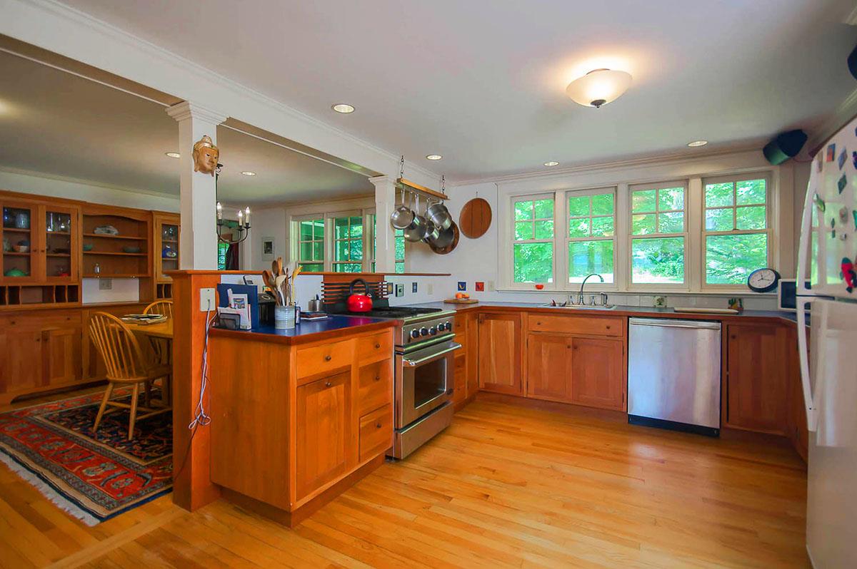 1354 Weatherhead Hollow Road Guilford, VT 05301 - Photo 7 of 24