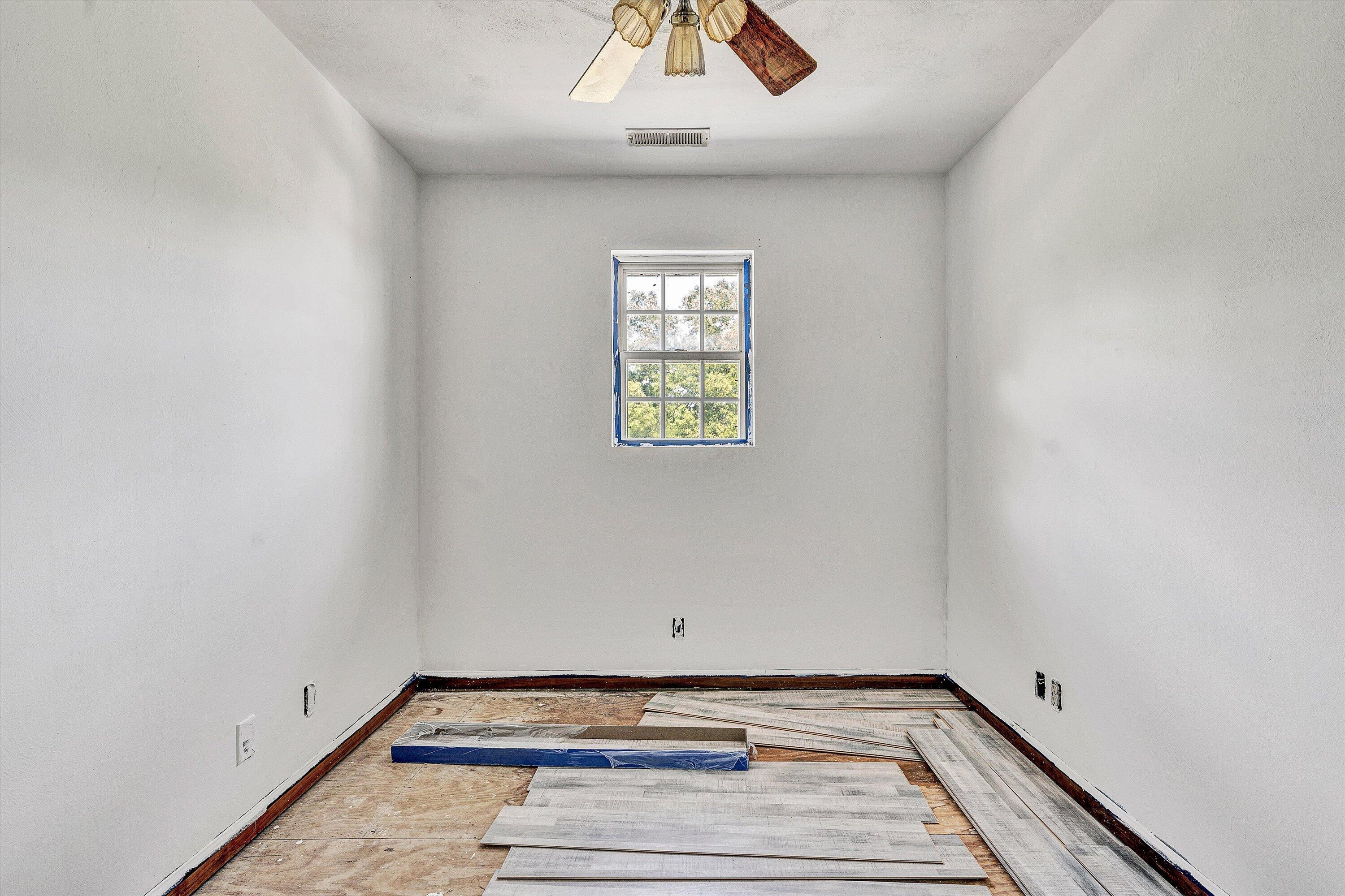 1441 Dickerson Road Goodview, VA 24095 - Photo 13 of 31 13-DSC00028