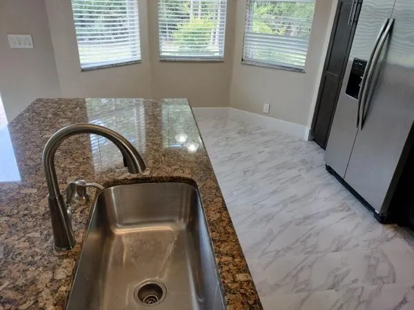 $2,750 | 5671 Sunberry Circle, Fort Pierce, FL 34951