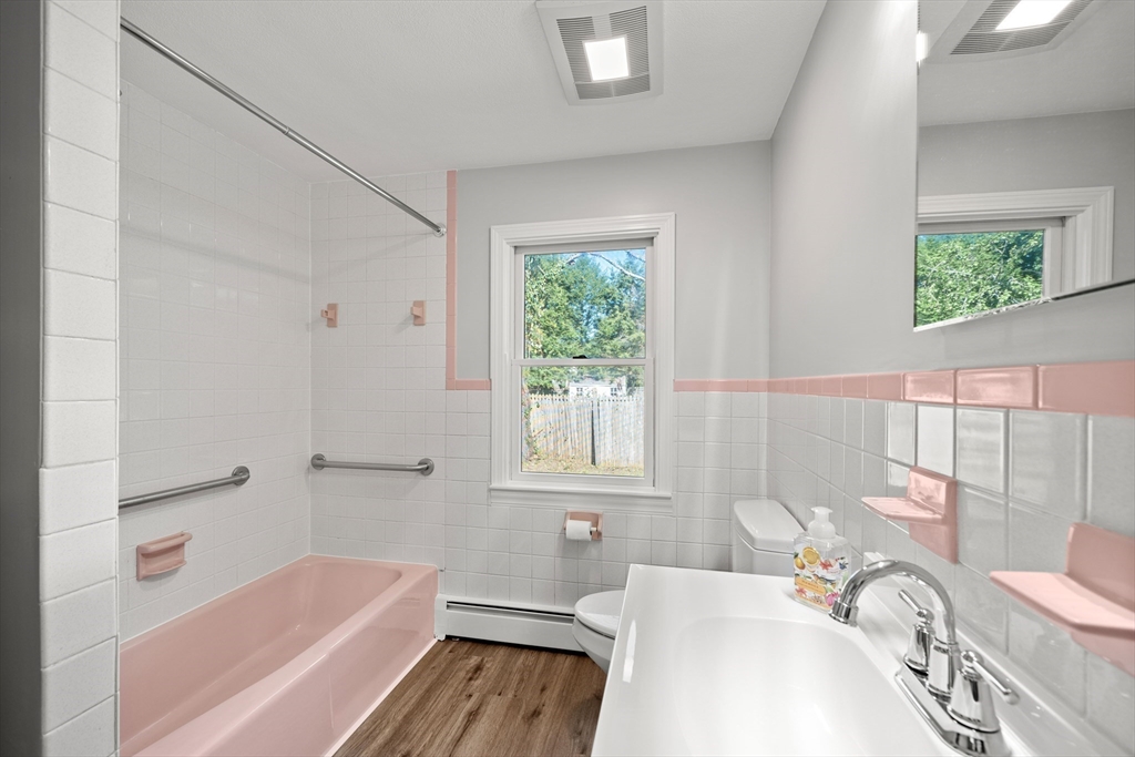 31 Homestead Circle Hamilton, MA 01982 - Photo 18 of 38 Gallery Image 18