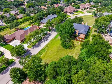 $215,000 | 18 Thornhill Road, Benbrook, TX 76132
