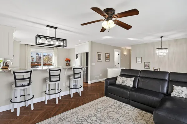 $459,900 | 9085 Prairie Street, Elko New Market, MN 55020