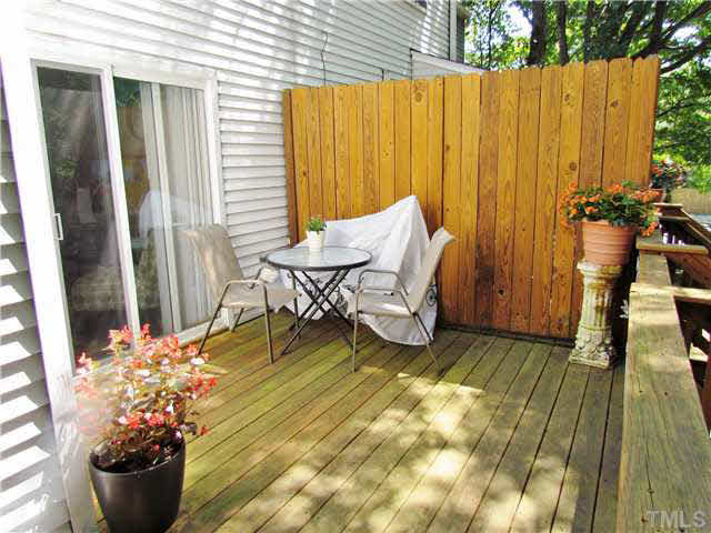 7705 Kingsberry Court Raleigh, NC 27615 - Photo 20 of 25 Patio/Deck