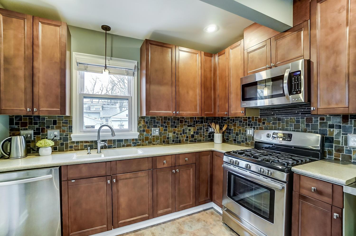 56 Acton Road Columbus, OH 43214 - Photo 12 of 54 Gallery Image 12