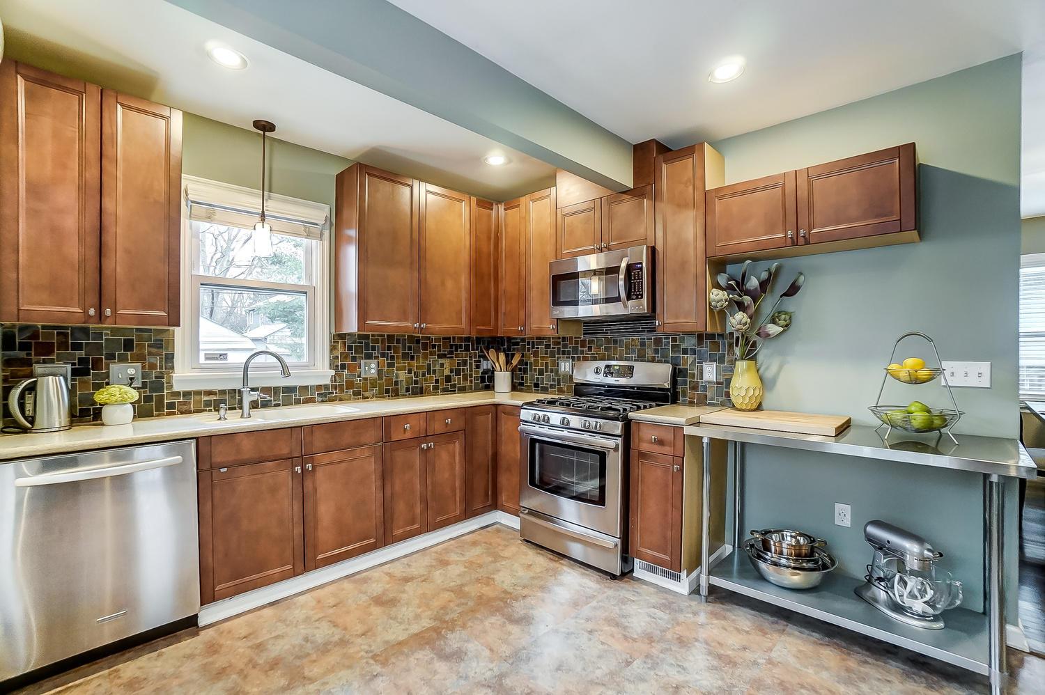 56 Acton Road Columbus, OH 43214 - Photo 14 of 54 Gallery Image 14
