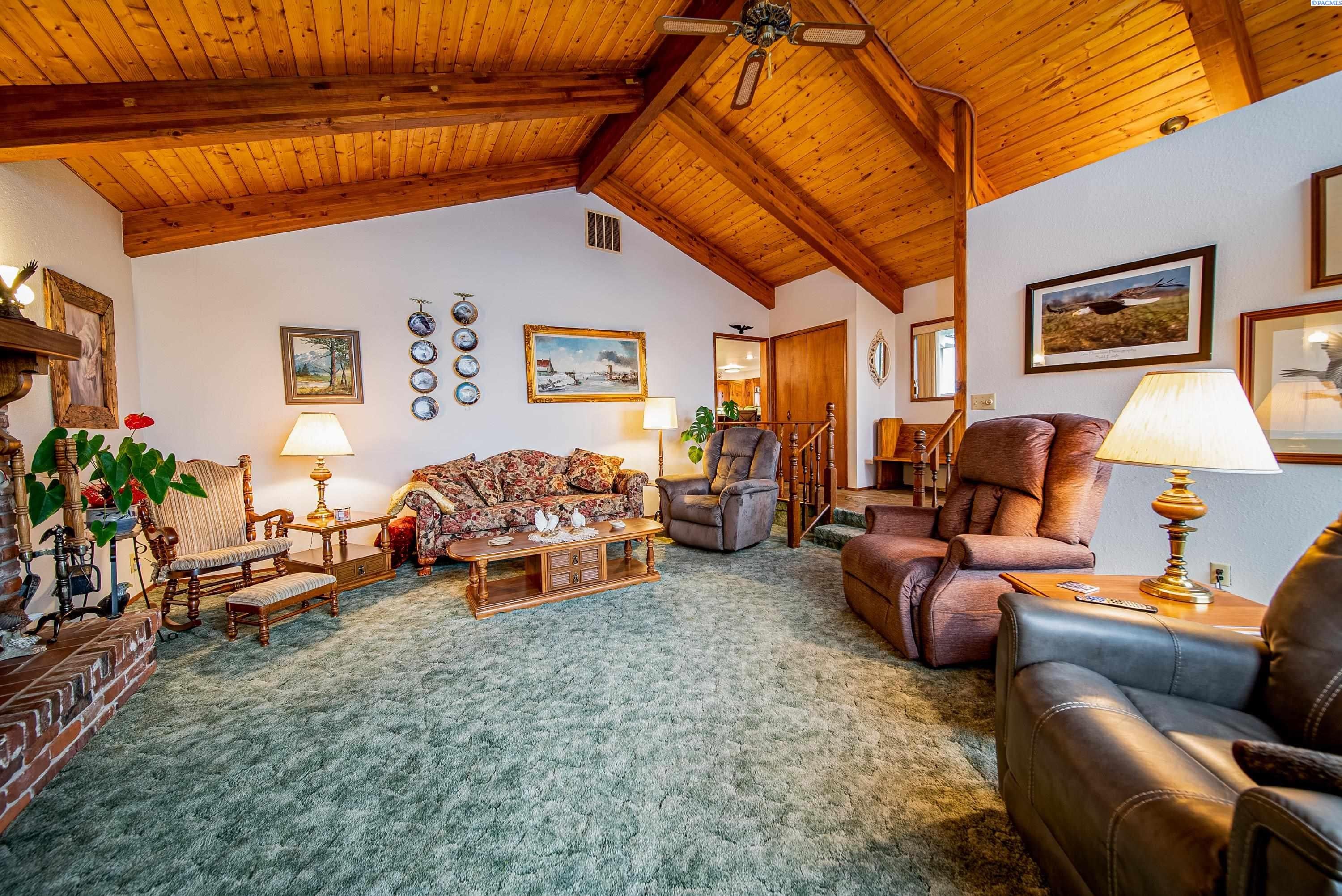 57001 North Wilgus Road Grandview, WA 98930 - Photo 19 of 30 Gallery Image 19