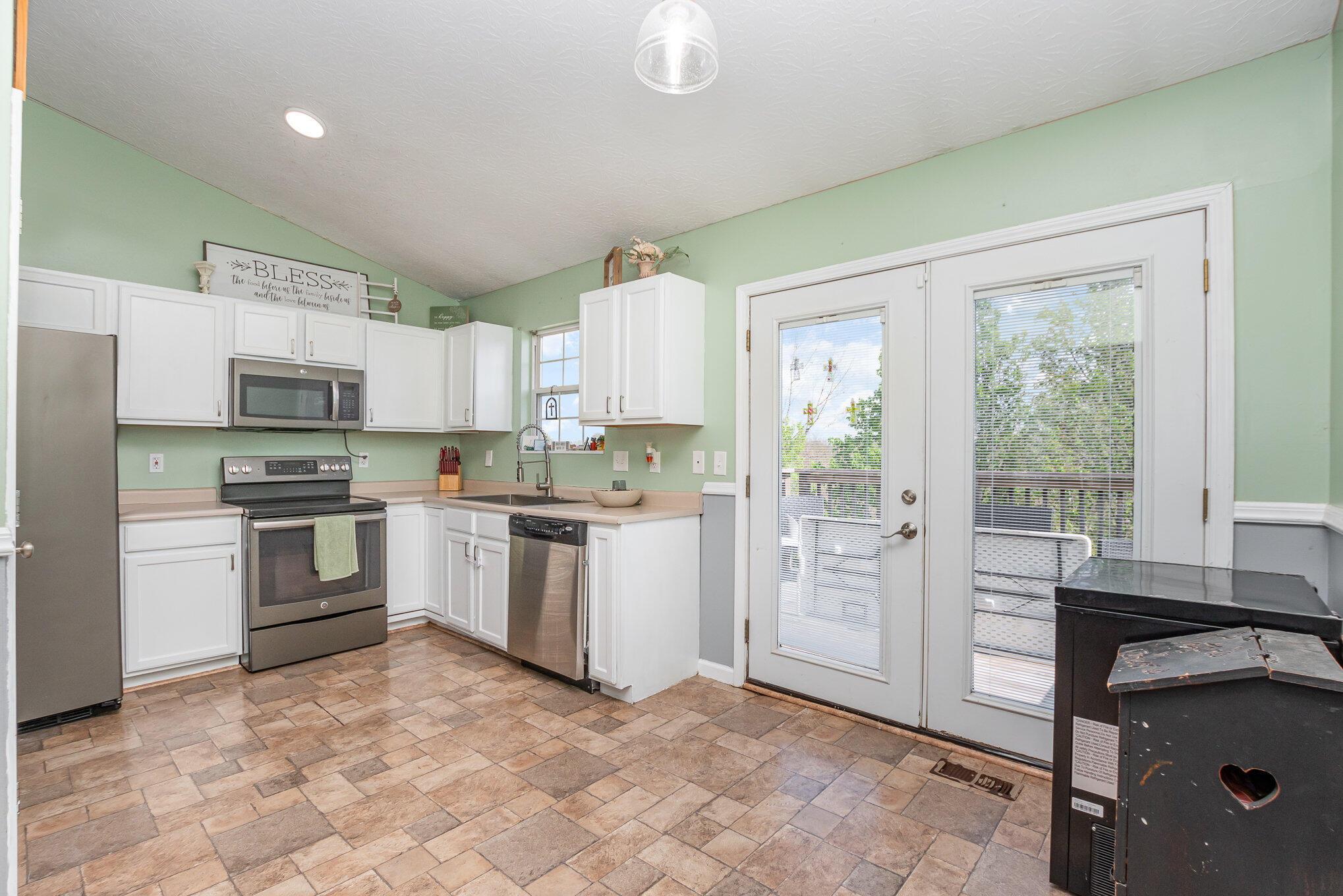 195 Tando Way Covington, KY 41017 - Photo 7 of 18 Gallery Image 7