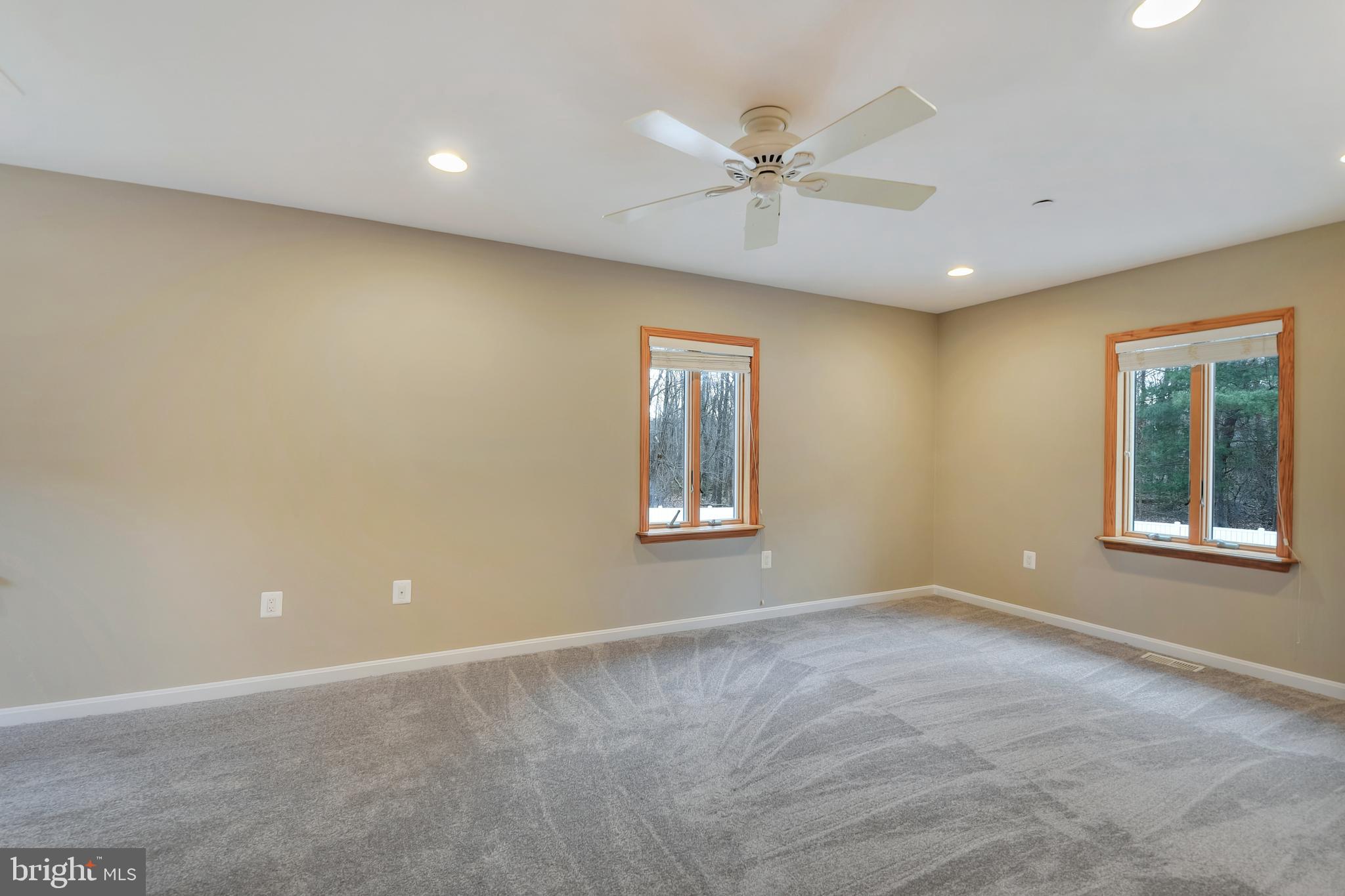 7715 Paradise Beach Road Pasadena, MD 21122 - Photo 40 of 66 ENSUITE 3 BEDROOM