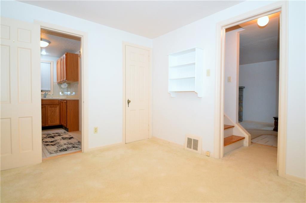 532 Highview Road Pittsburgh, PA 15234 - Photo 12 of 25
