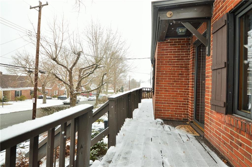 532 Highview Road Pittsburgh, PA 15234 - Photo 3 of 25