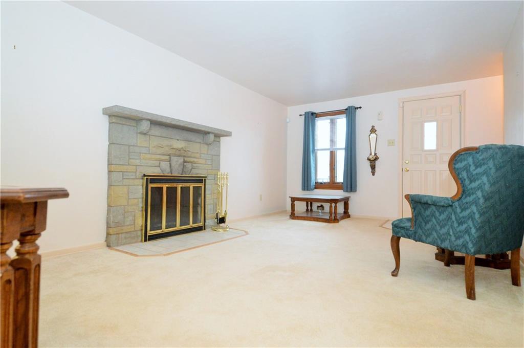 532 Highview Road Pittsburgh, PA 15234 - Photo 5 of 25