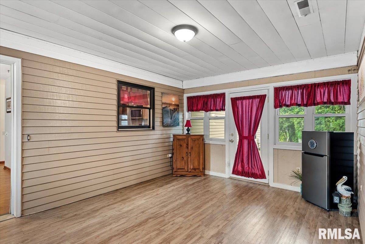 2000 Stockton Drive Springfield, IL 62703 - Photo 12 of 29 Gallery Image 12