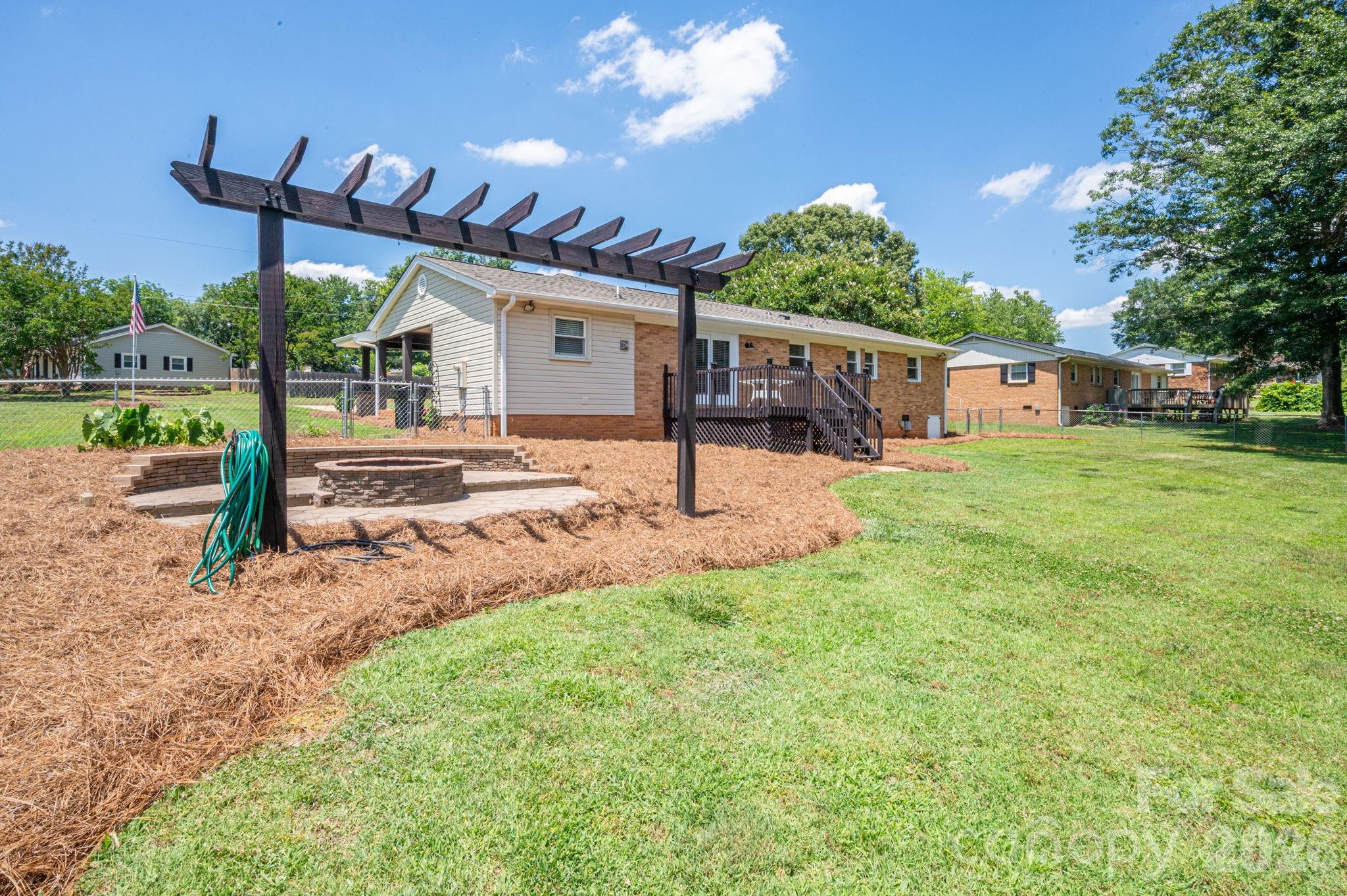 601 Wren Road Gastonia, NC 28056 - Photo 36 of 46 Gallery Image 36