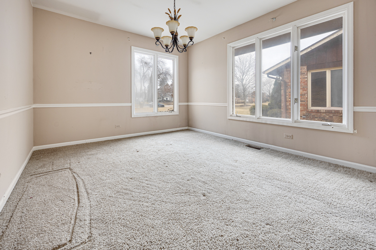 13 Lexington Road South Barrington, IL 60010 - Photo 12 of 32 Gallery Image 12