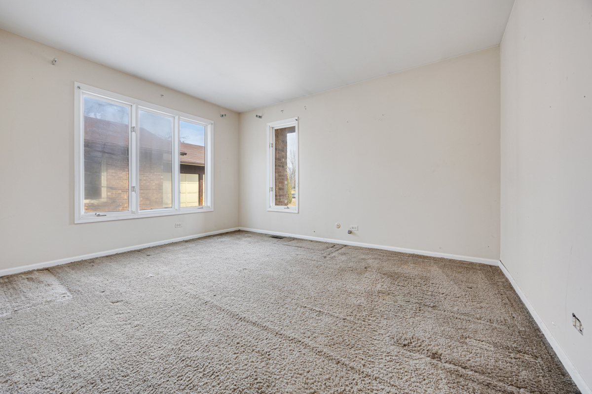 13 Lexington Road South Barrington, IL 60010 - Photo 18 of 32 Gallery Image 18