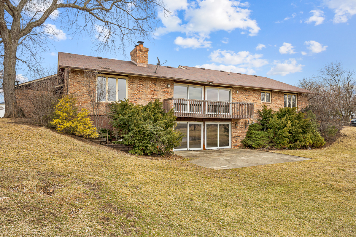 13 Lexington Road South Barrington, IL 60010 - Photo 29 of 32 Gallery Image 29
