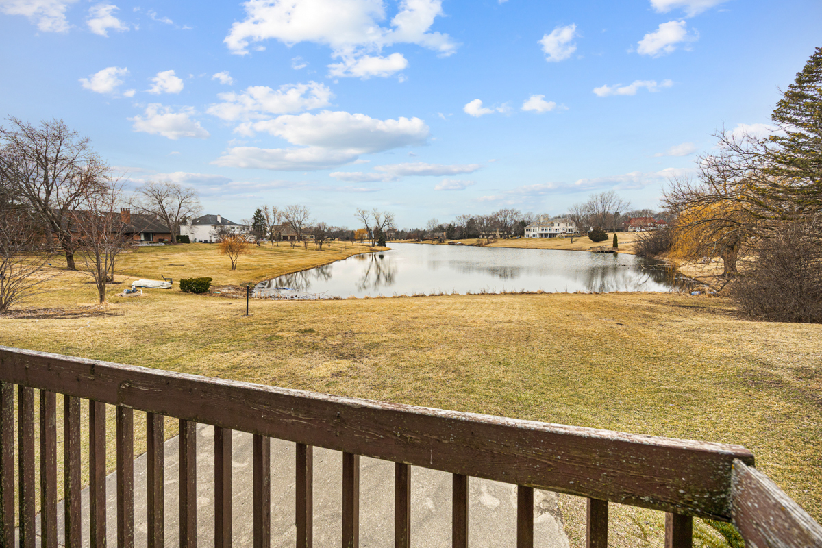 13 Lexington Road South Barrington, IL 60010 - Photo 30 of 32 Gallery Image 30