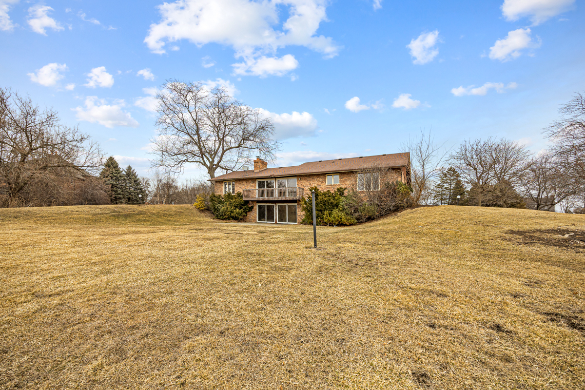 13 Lexington Road South Barrington, IL 60010 - Photo 32 of 32 Gallery Image 32