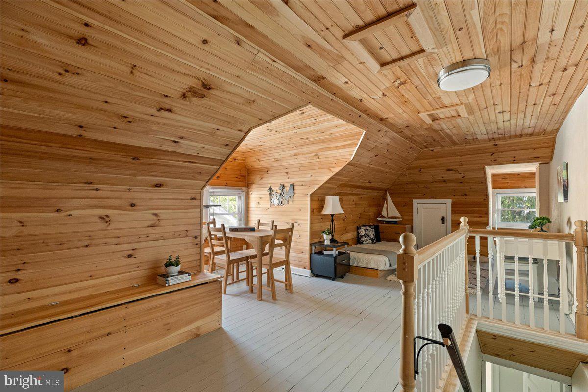 28 Jefferson Road Princeton, NJ 08540 - Photo 20 of 25 a view of a hall with wooden floor
