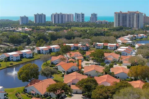 $625,000 | 515 Beachwalk Circle, Naples, FL 34108