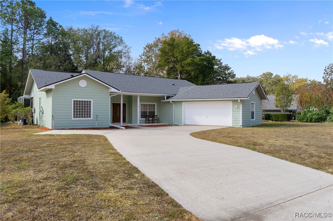 9 Foxgreen Court Homosassa, FL 34446 - Photo 3 of 45