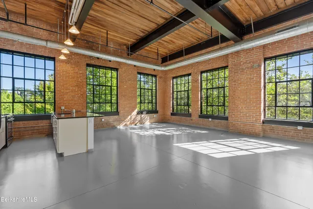 $925,000 | 160 Water Street, Unit 201, Williamstown, MA 01267