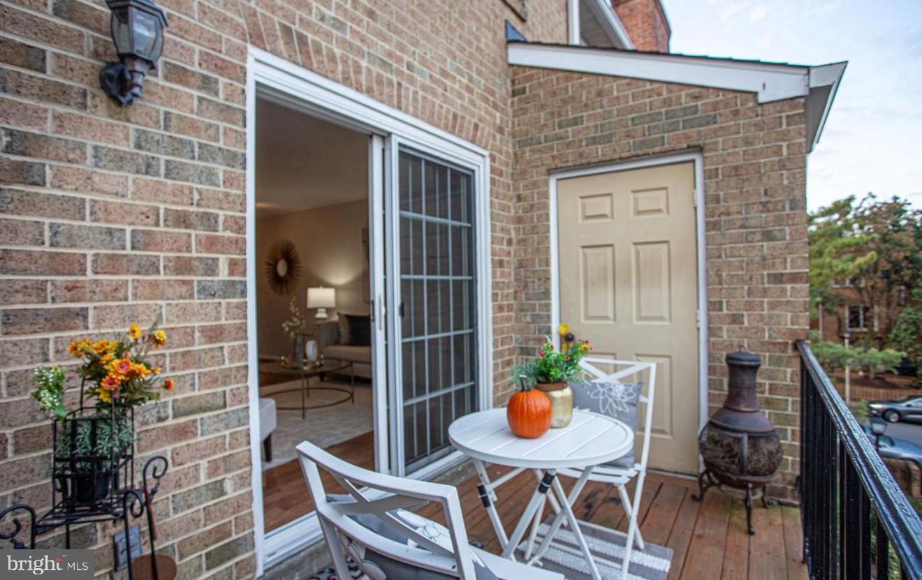 927 South Rolfe Street, Unit 2 Arlington, VA 22204 - Photo 17 of 17 a view of an outdoor space with seating area