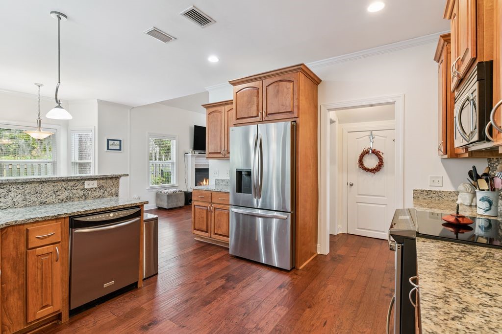 125 Simonton Way St. Simons Island, GA 31522 - Photo 14 of 35