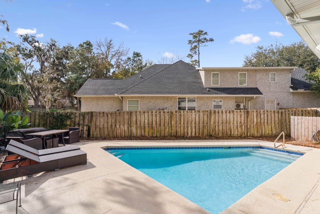 125 Simonton Way St. Simons Island, GA 31522 - Photo 32 of 35