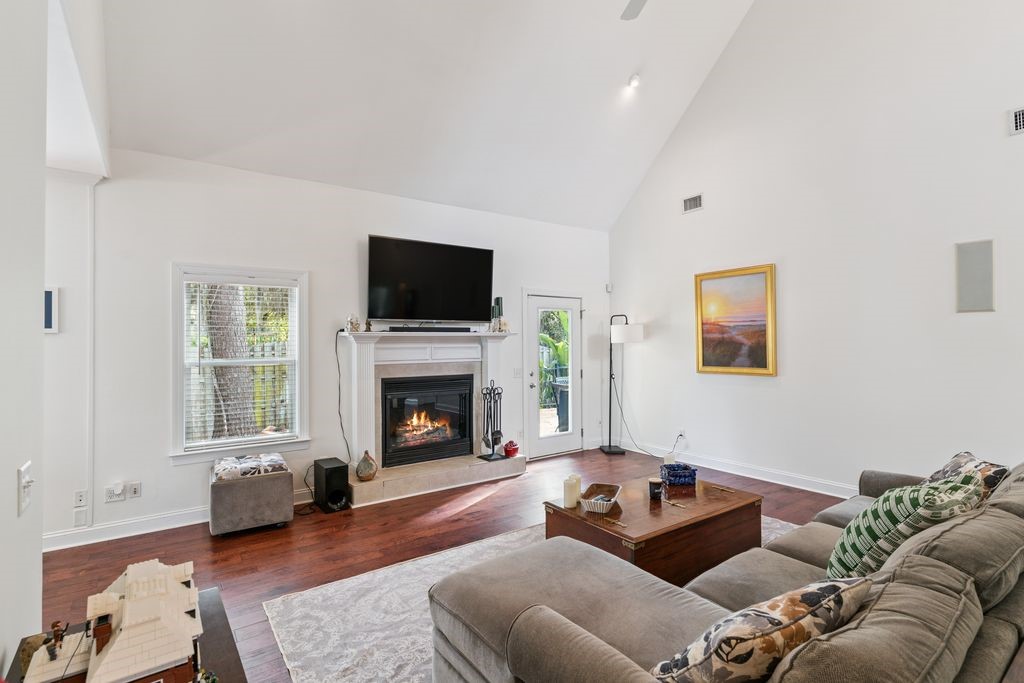 125 Simonton Way St. Simons Island, GA 31522 - Photo 8 of 35