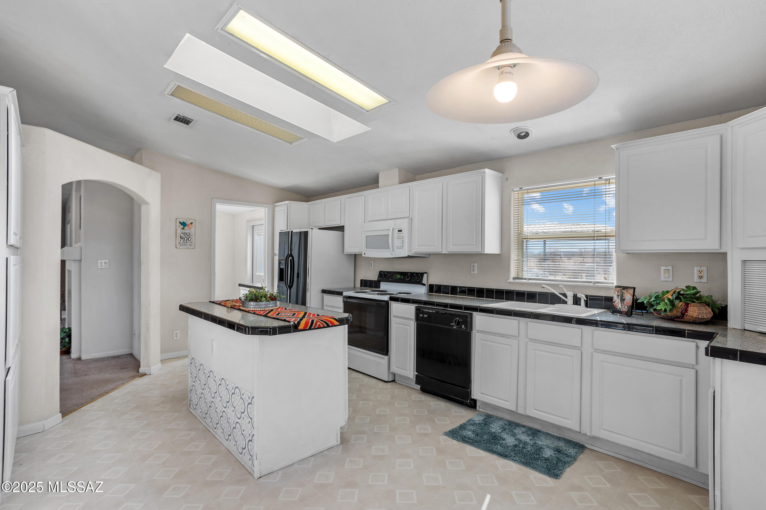 8720 North Sanders Road Tucson, AZ 85743 - Photo 11 of 42 Gallery Image 11