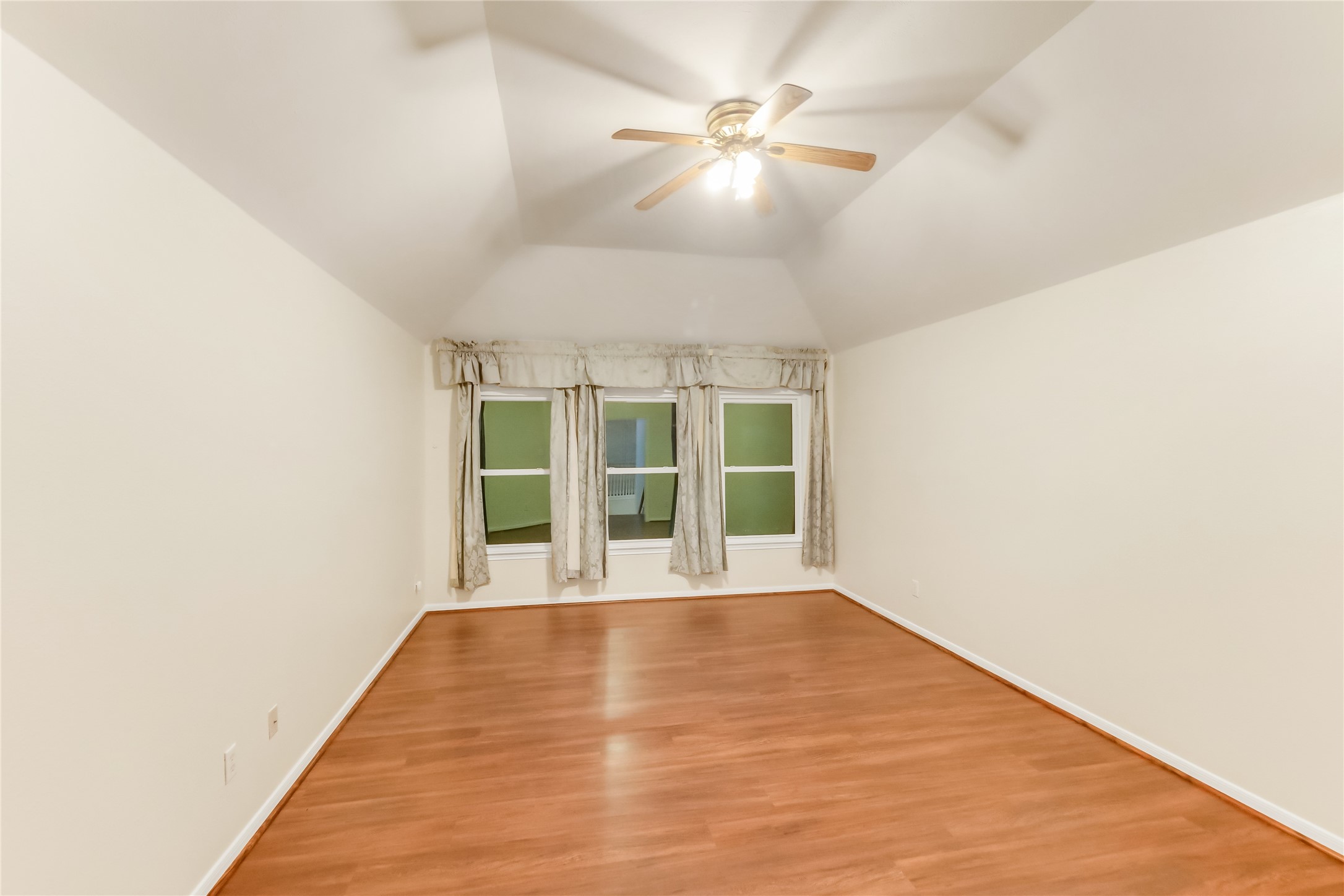 3931 Shadow Trace Circle Houston, TX 77082 - Photo 35 of 46