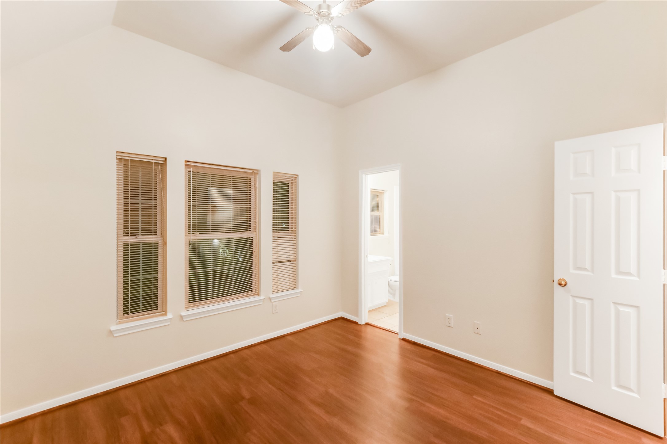 3931 Shadow Trace Circle Houston, TX 77082 - Photo 39 of 46