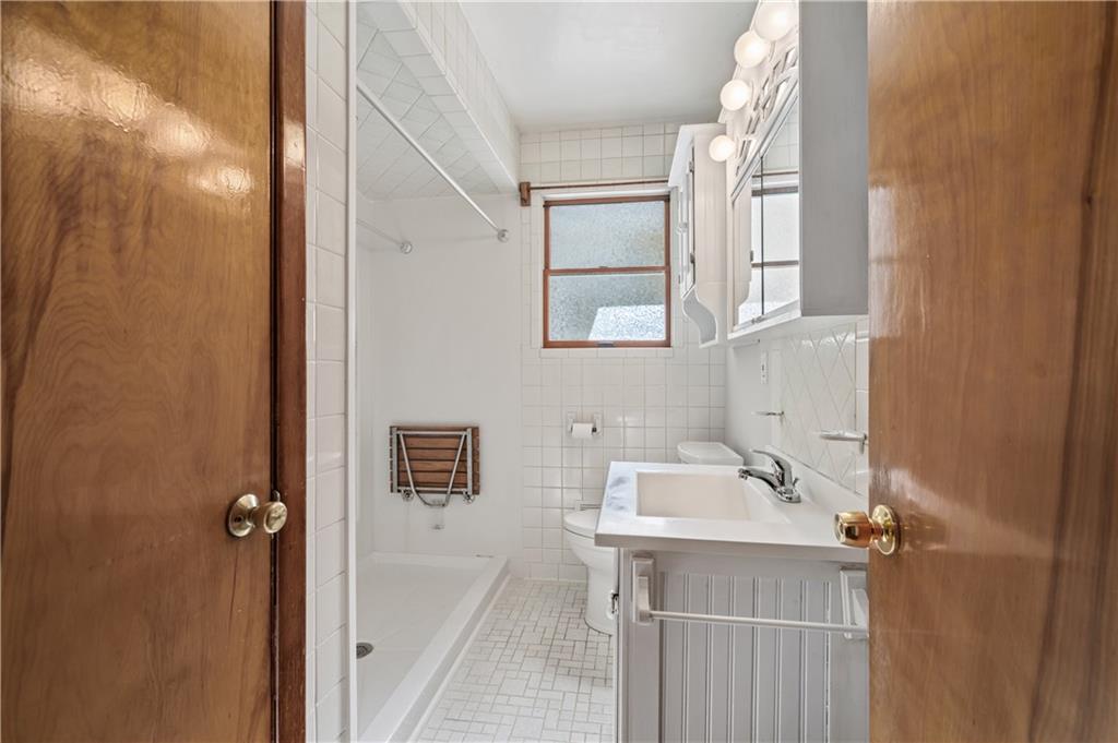 2918 Clearview Road Allison Park, PA 15101 - Photo 20 of 35 Gallery Image 20