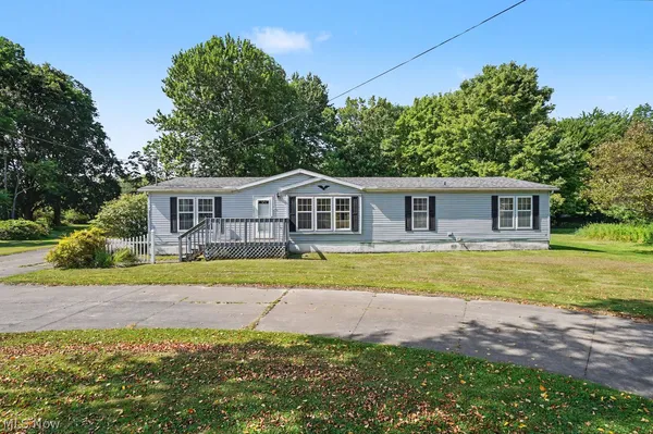 $205,000 | 2631 Brady Lake Road, Ravenna, OH 44266