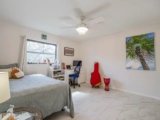 $184,900 | 400 18th Street, Unit J8, Vero Beach, FL 32960