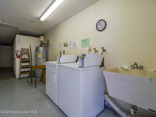 $184,900 | 400 18th Street, Unit J8, Vero Beach, FL 32960