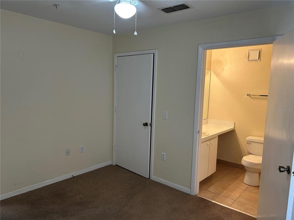 3800 Southwest 20th Avenue, Unit 501 Gainesville, FL 32607 - Photo 17 of 27