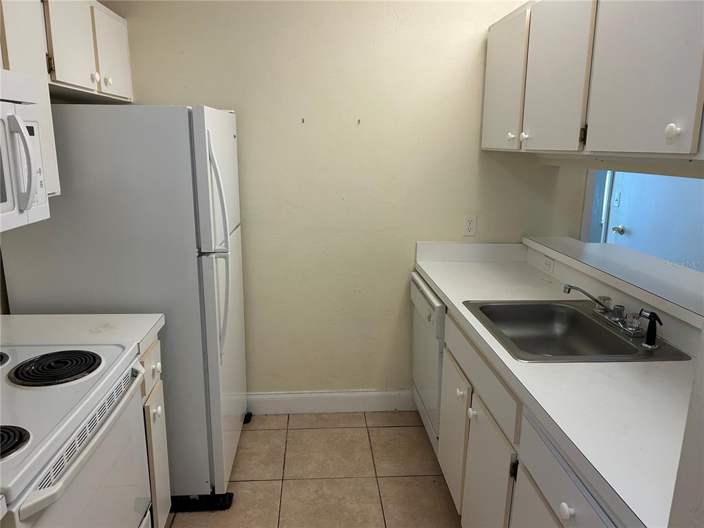 3800 Southwest 20th Avenue, Unit 501 Gainesville, FL 32607 - Photo 2 of 27