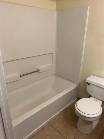 $1,750 | 3800 Southwest 20th Avenue, Unit 501, Gainesville, FL 32607