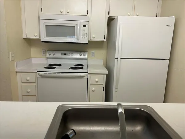 $1,750 | 3800 Southwest 20th Avenue, Unit 501, Gainesville, FL 32607