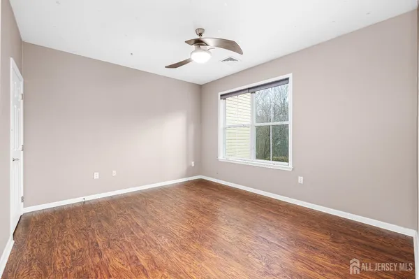 $490,000 | 414 Sloan Court, Matawan, NJ 07747