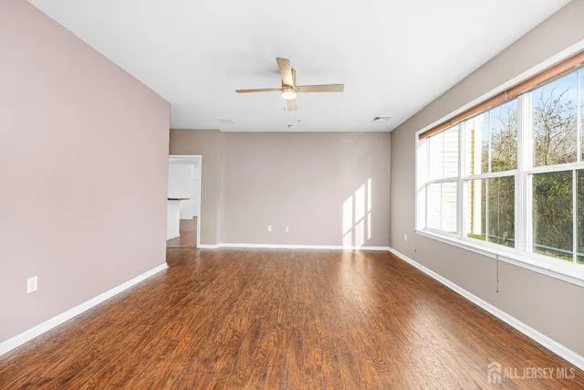 $495,000 | 414 Sloan Court, Matawan, NJ 07747