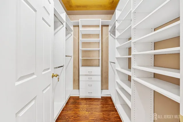 $495,000 | 414 Sloan Court, Matawan, NJ 07747