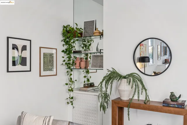 $1,035,000 | 986 43rd Street, Oakland, CA 94608