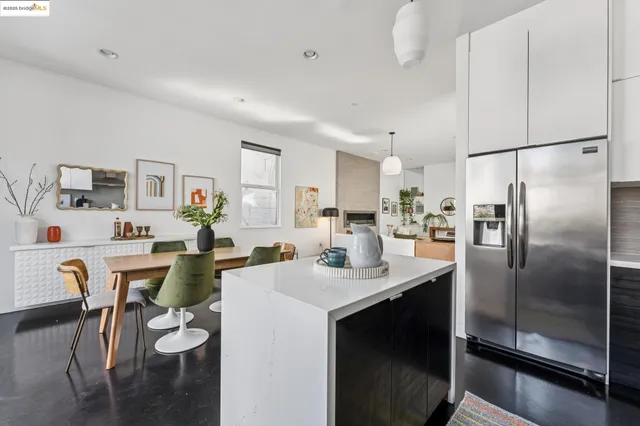 $1,035,000 | 986 43rd Street, Oakland, CA 94608