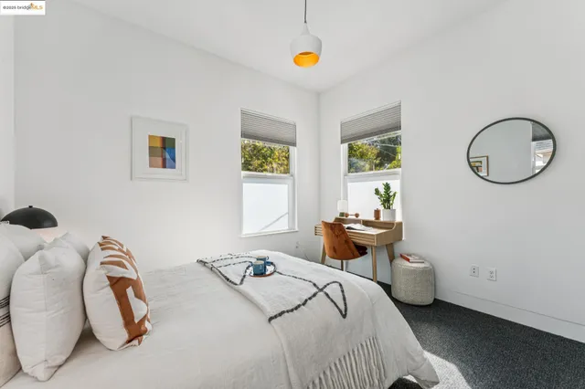 $1,035,000 | 986 43rd Street, Oakland, CA 94608