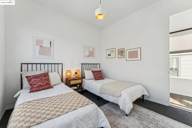 $1,035,000 | 986 43rd Street, Oakland, CA 94608